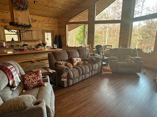 Farmers Home Furniture | Paris, TN - Thumbnail
