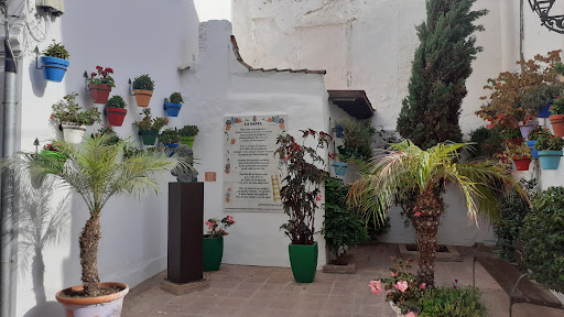 Placita Antonio Machado