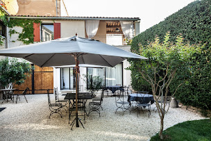 Photo n°7 de Hôtel Le Clos du Buis à Bonnieux (Piscine extérieure)