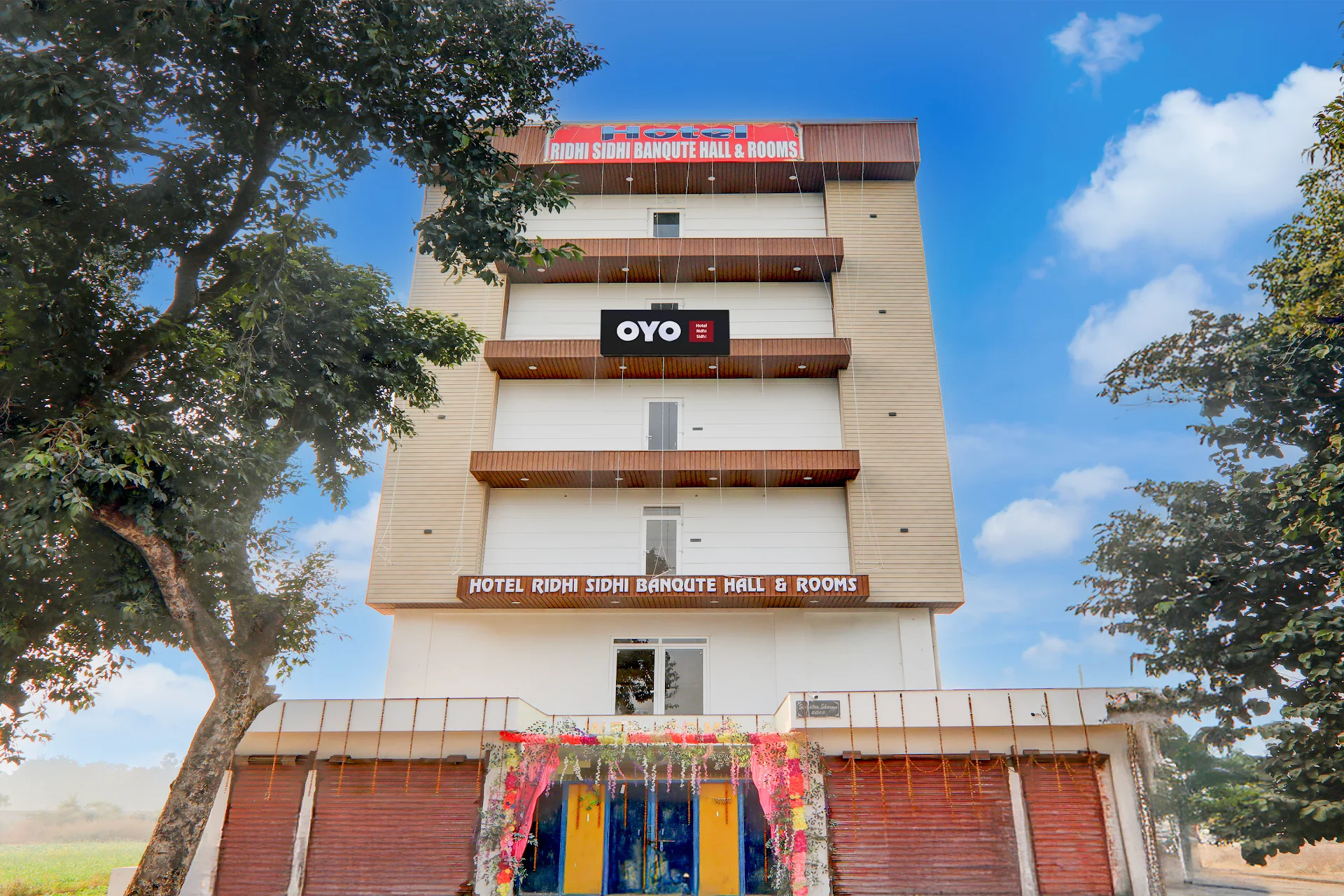Hotel O by OYO RIDHI SIDHI BANQUET HALL & ROOMS