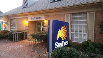 SunTrust photo