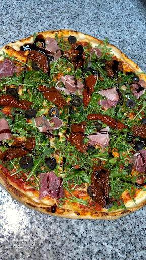 Photo 8 - FAMILLY pizza