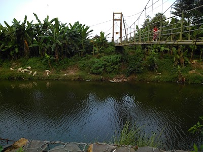 Photos of Jembatan Gantung Kali Andhel