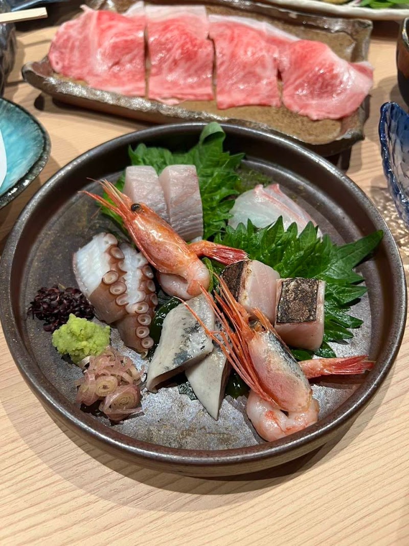 和牛と海鮮 本町しん