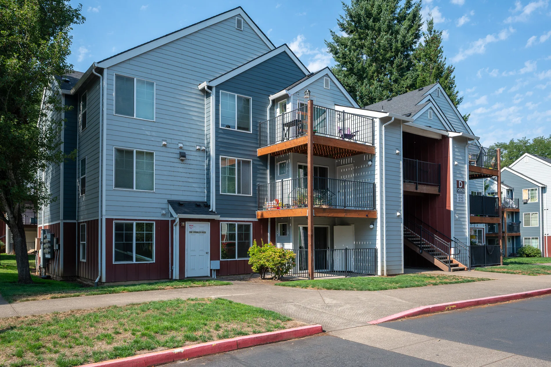 Woodridge Apartments