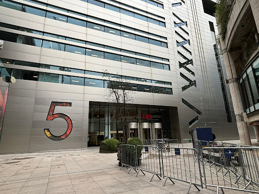 UBS AG - Visual