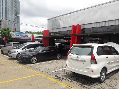 Jp Auto Bursa Mobil Bintaro, Author: Anton John