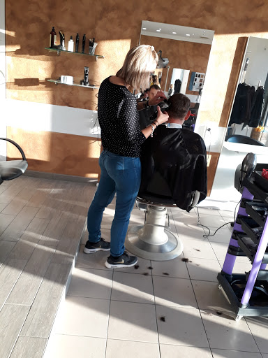 Hairdresser at Schlössle - Thumbnail
