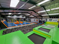 New Jump Saumur Trampoline Park à Saumur