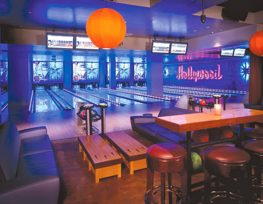 Lucky Strike Hollywood Gallery - United States