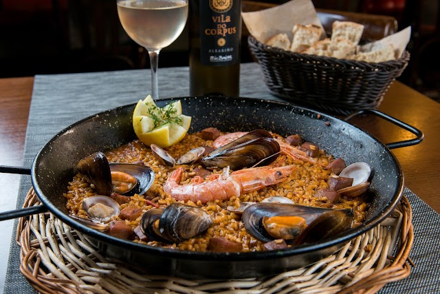 Guell Tapas Restaurant