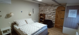 Photo n°1 de L'Establoun à Saint-Martin-de-Brômes (Chambre d'hôtes)