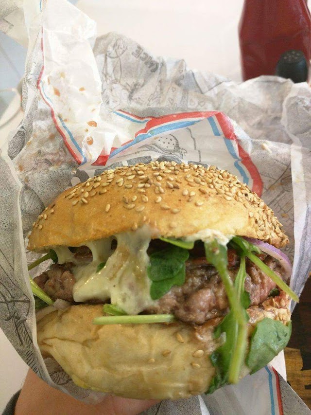 Signature Burgers