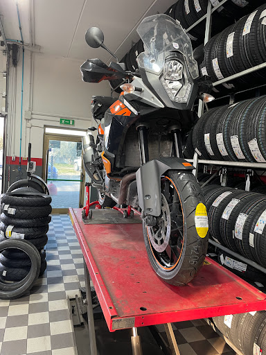 Cnt Gomme Srl Gallery - Italy