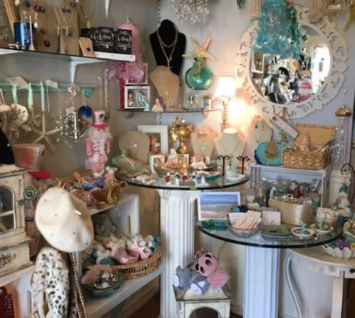 Pink Parasol Boutique