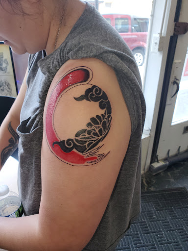 Gary's Professional Tattooing - Thumbnail