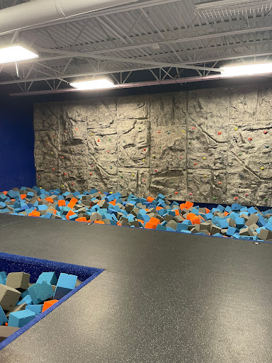 Altitude Trampoline Park - Cincinnati-Anderson - Thumbnail