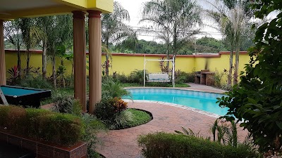 Photos of Frathouse