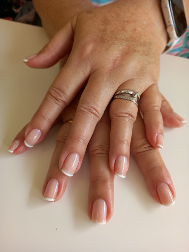 Maui Nails Studio - Thumbnail