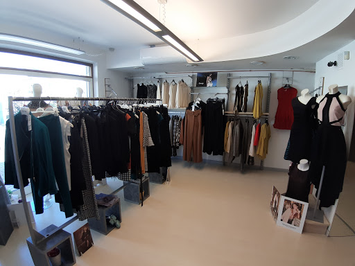 Target Abbigliamento Di Laura Di Toro - Thumbnail