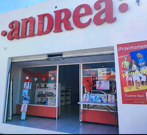 Andrea av 30 sucursal Playa del Carmen