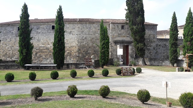 Le château de Poudenas