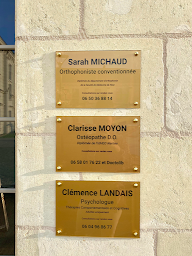 Photo n°5 de Clarisse MOYON - Ostéopathe D.O. Saumur à Saumur (Ostéopathe)