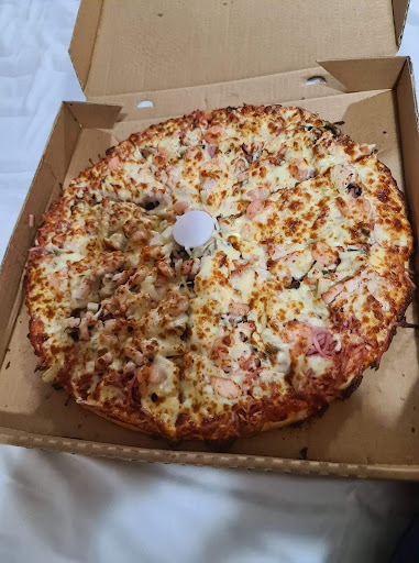 Riviera Pizza Restaurant - Thumbnail