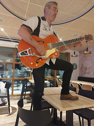 Photo n°39 de Bar brasserie Carquefou - CB'S Réseau à Carquefou (Bar à vin)