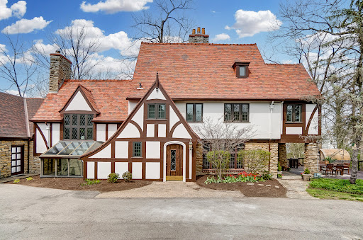 Martin + Associates Team Realtors | Keller Williams Advisors Realty Gallery - United States