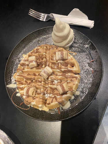 Sweet Dreams Dessert Cafe Open Times