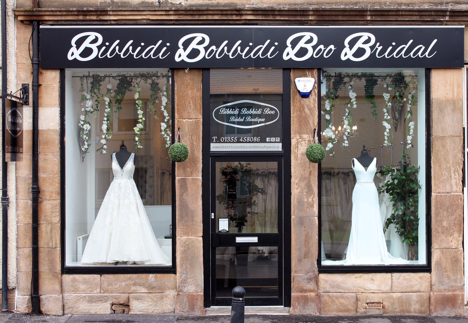 Bibbidi Bobbidi Boo Bridal Boutique - Bridal Fashion - photo 1