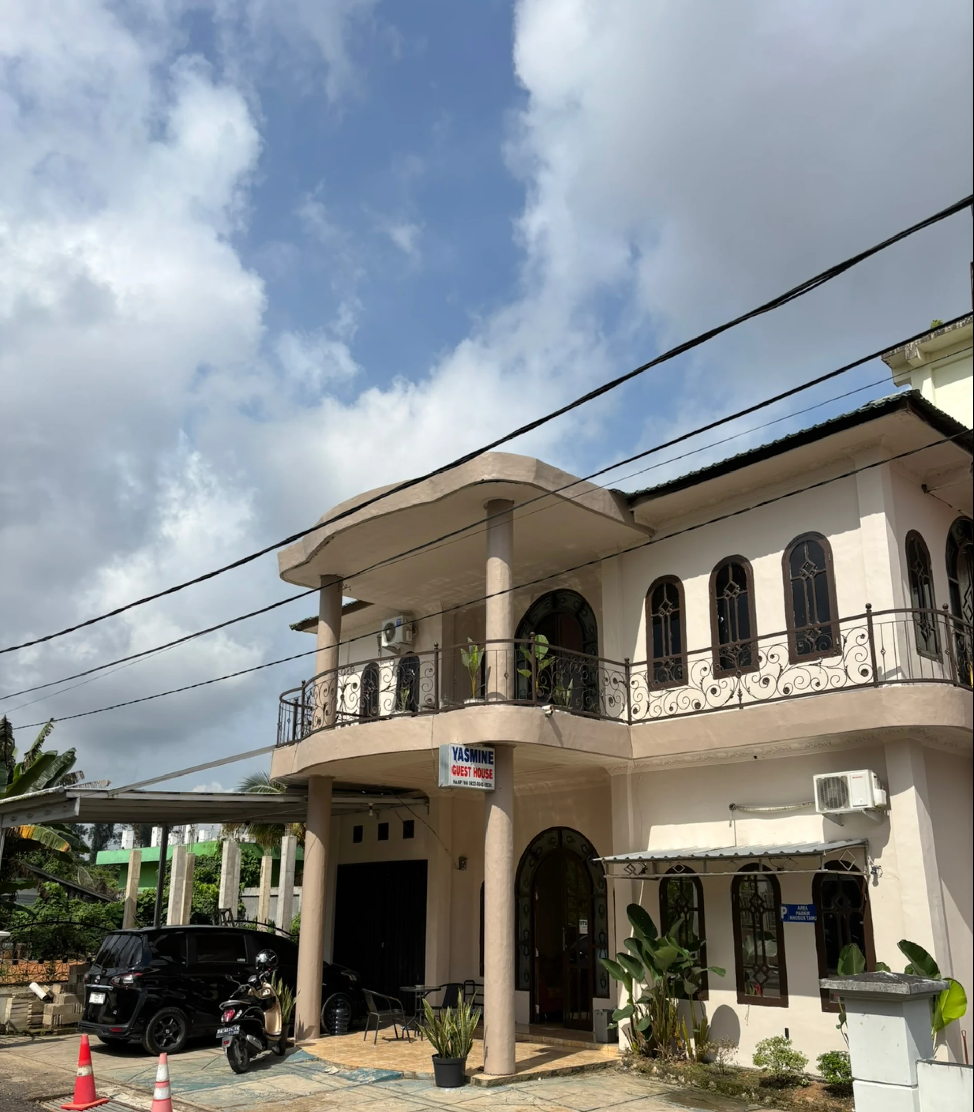 Guest House Syariah Yasmine