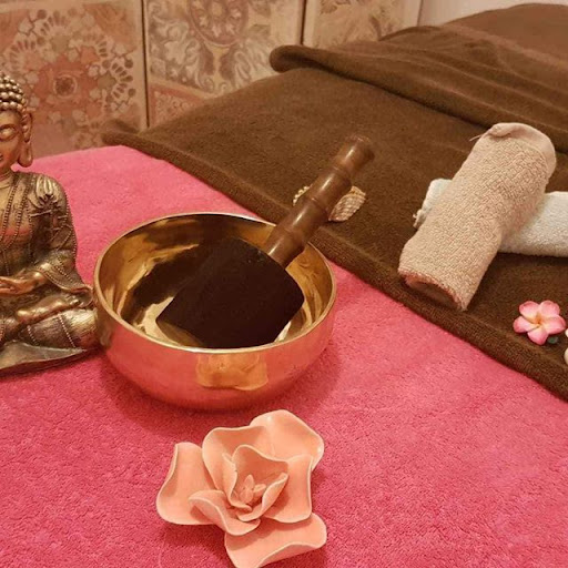 Massages E Malama Pono Gallery - France