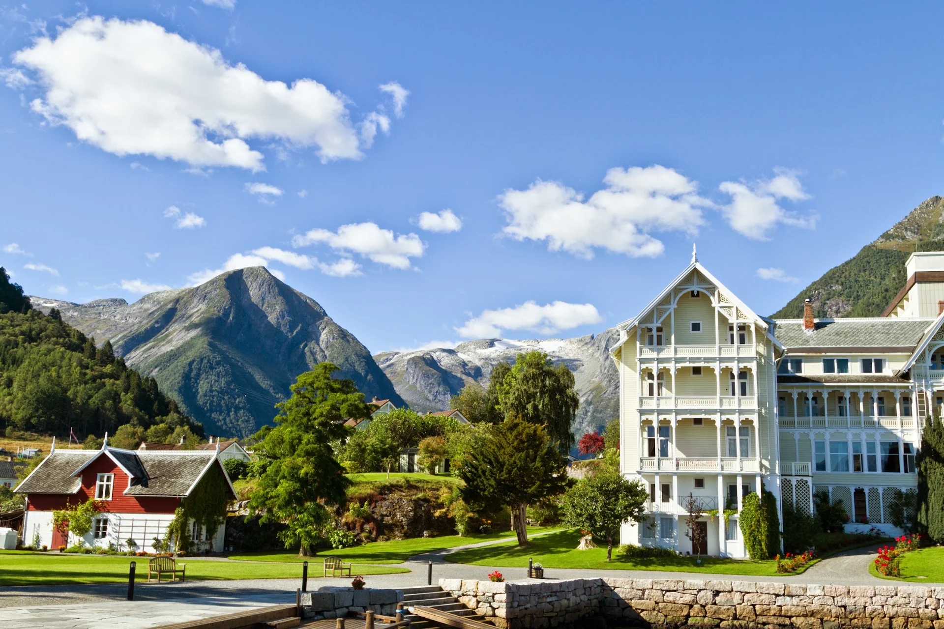 Kviknes Hotel