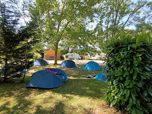 Photo de Camping Ile aux loisirs à Saint-Savinien (17350)