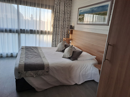Photo de Camping Capfun - Donjon de Lars à Courseulles-sur-Mer (14470)