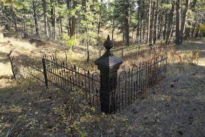 Zortman Cemetery