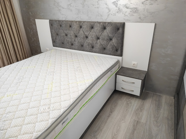 ул. „Крали Марко“ 64, 6300 Хасково