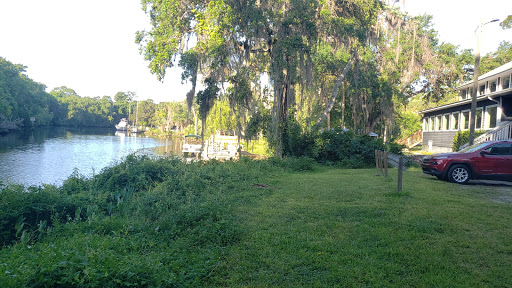 Yankeetown Fisherman's Park - Thumbnail