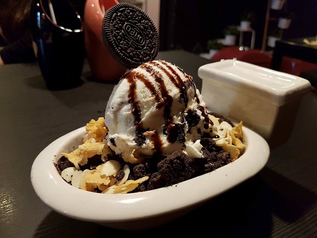Poop Café