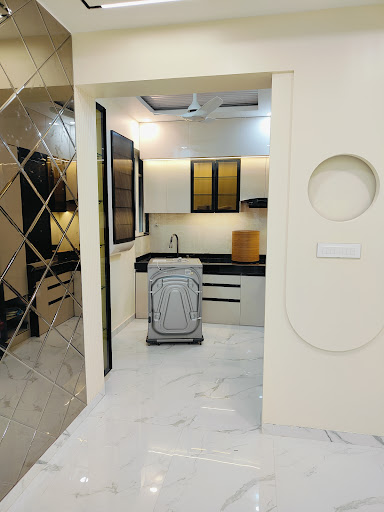 Gallery image 10