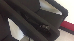 Photo n°3 de r-attitude à Viarmes (Salon de coiffure)