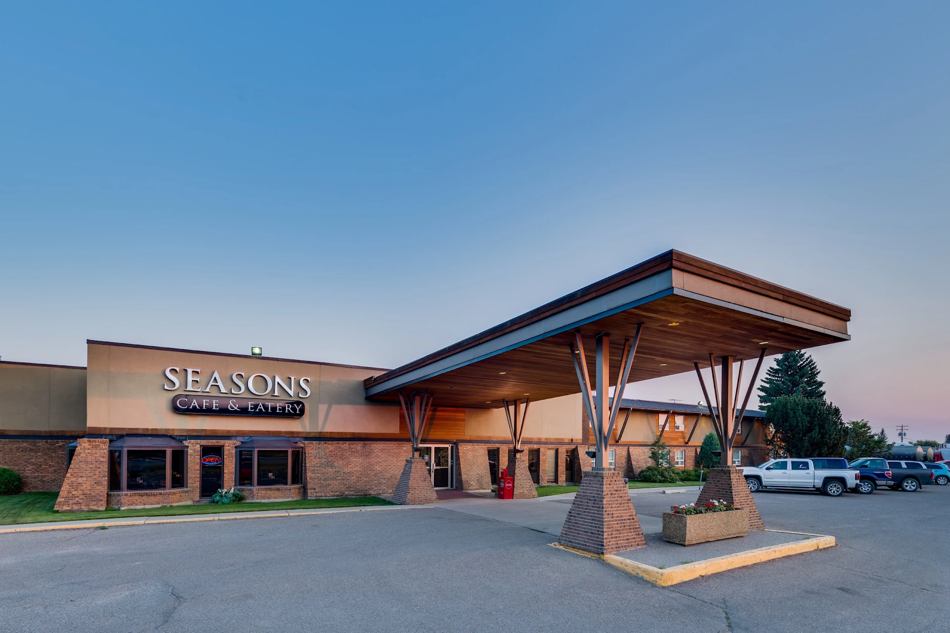 Heritage Inn Hotel & Convention Centre