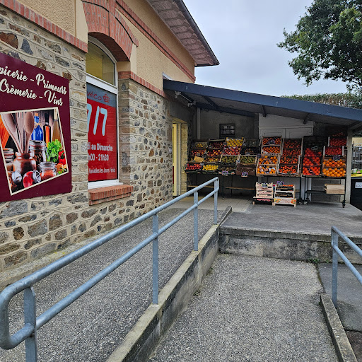 Photo 2 - Carrefour Drive