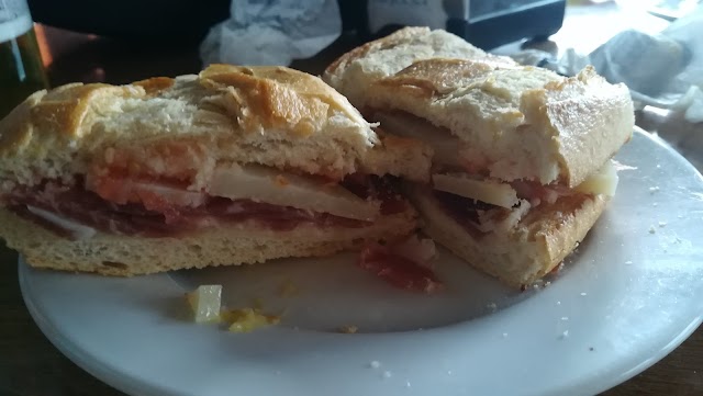 Hostal restaurante El Desembarco