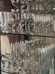 Photo n°14 de Brocante Faïence Antique Mfr et Débarras à Pouzilhac (Magasin d'antiquités)