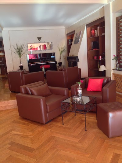 Photos of Carr&eacute; Fran&ccedil;ais de Casablanca