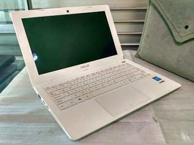 Photos of ALaptop Store