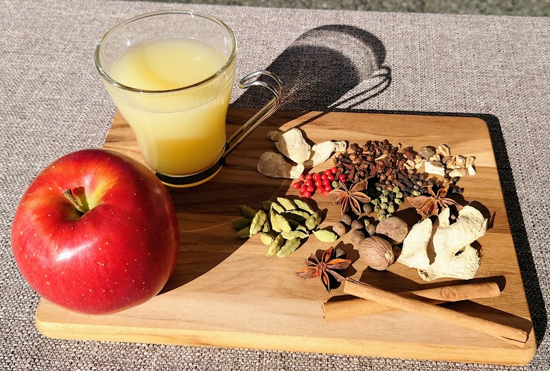 いとカフェとスパイスのFACTORY